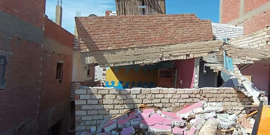بسبب تسرب الغاز الطبيعي.....إصابة شخص في انفجار شقة سكنية بالبرجاية بالمنيا