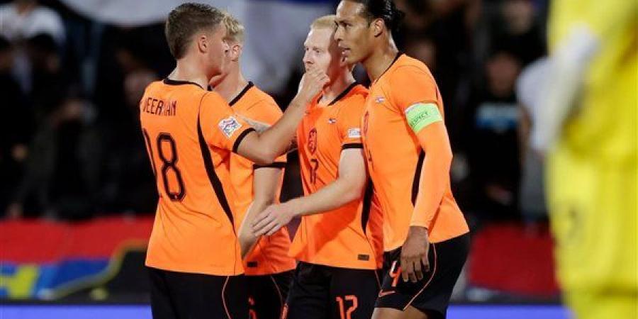 موعد مباراة اليونان ضد هولندا في دوري الأمم الأوروبية والقناة الناقلة