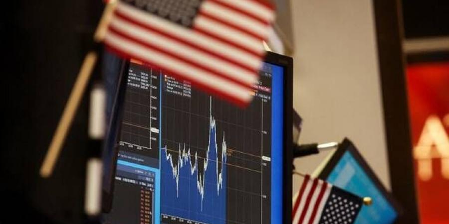 العقود الآجلة للأسهم الأمريكية ترتفع مع ترقب تقرير الوظائف