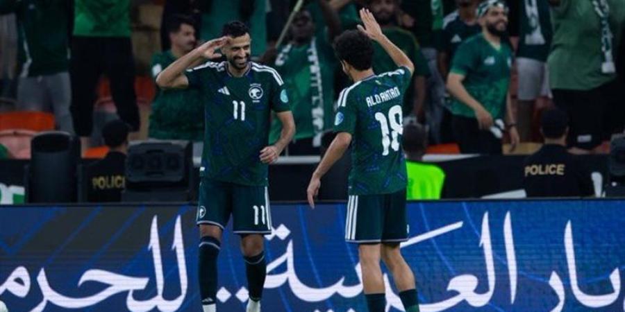 التشكيل الرسمي لصدام السعودية وقطر في خليجي 27