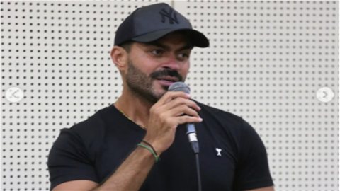 خالد سليم يجري بروفات مكثفة قبل حفله بمهرجان الموسيقى العربية.. غدًا