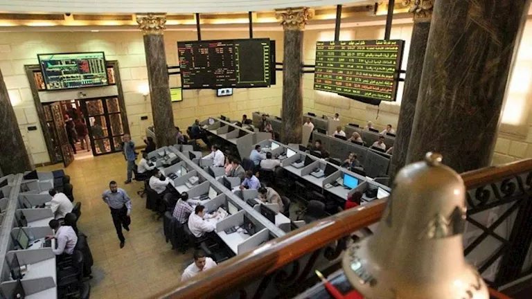 البورصة المصرية بين الصعود والهبوط.. ما الأسباب؟
