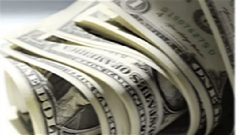 كيف تنجح الحكومة في مواجهة ارتفاع سعر الدولار ؟