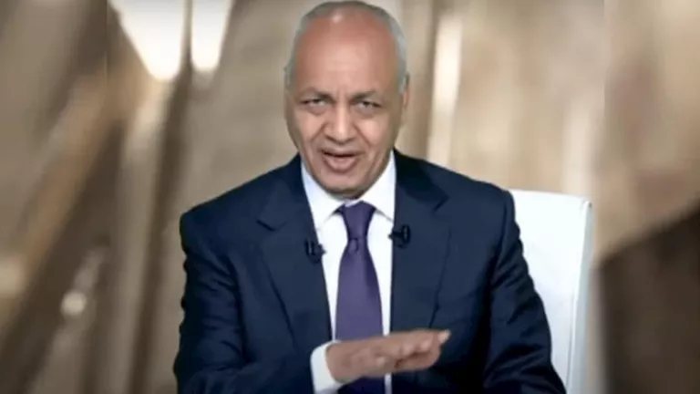 مصطفى بكري: أقترح وضع دستور جديد.. ومن حق السيسي اتخاذ القرار الذي يراه صحيحًا