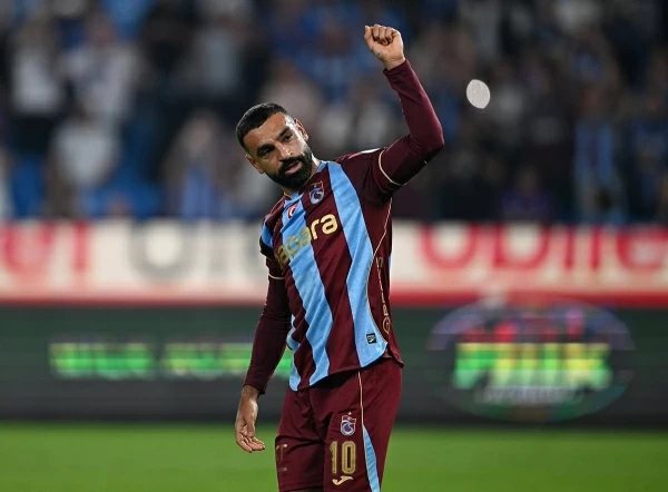 محمد صلاح بين الأعلى دخلًا في العالم.. رقم ضخم تكشفه «فوربس»