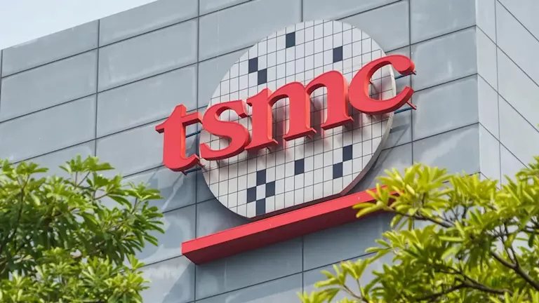 ماذا نعرف عن شركة "TSMC" الذي يحاول العالم كسر هيمنتها على الرقائق والذكاء الاصطناعي؟