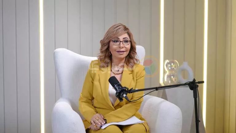 لميس الحديدي تكشف تداعيات الهجوم على مطار الملك خالد بالرياض