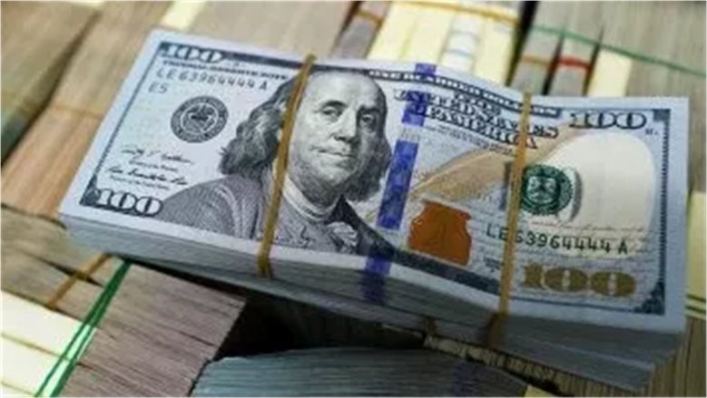 سعر صرف الدولار اليوم الأحد في البنوك