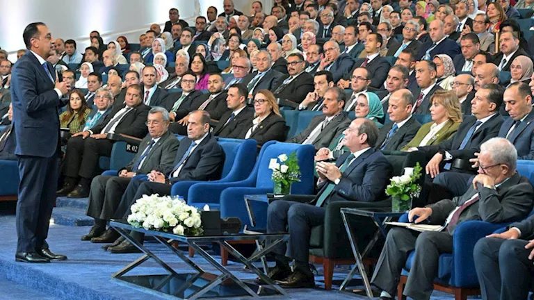 أراضي بيت الوطن وخدمات إلكترونية للمصريين بالخارج.. توصيات منتدى مصر