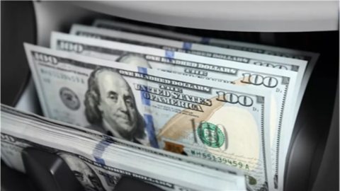 تفاوت محدود بين مستويات الشراء والبيع.. سعر الدولار الآن الأربعاء 28-10-2026