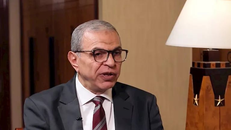 وزير القوى العاملة الأسبق يكشف كواليس إنجاز قانون العمل ووحدات التدريب المتنقلة