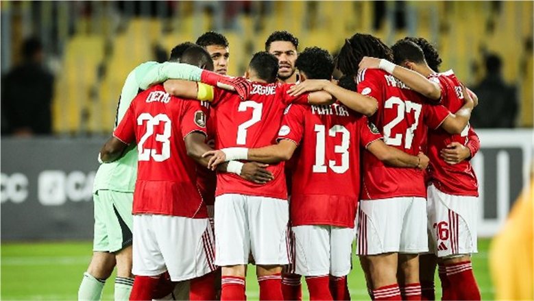 سهام صالح: "فيه لعيبة في الأهلي رجليها بتتخبط لما الفريق يتأخر في النتيجة"