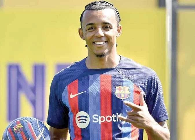 تقرير: نجم برشلونة يعود إلى حسابات بايرن ميونخ