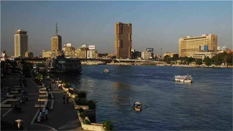 تطورات حالة الطقس.. أمطار رعدية و"الأرصاد" تُحذّر من السيول