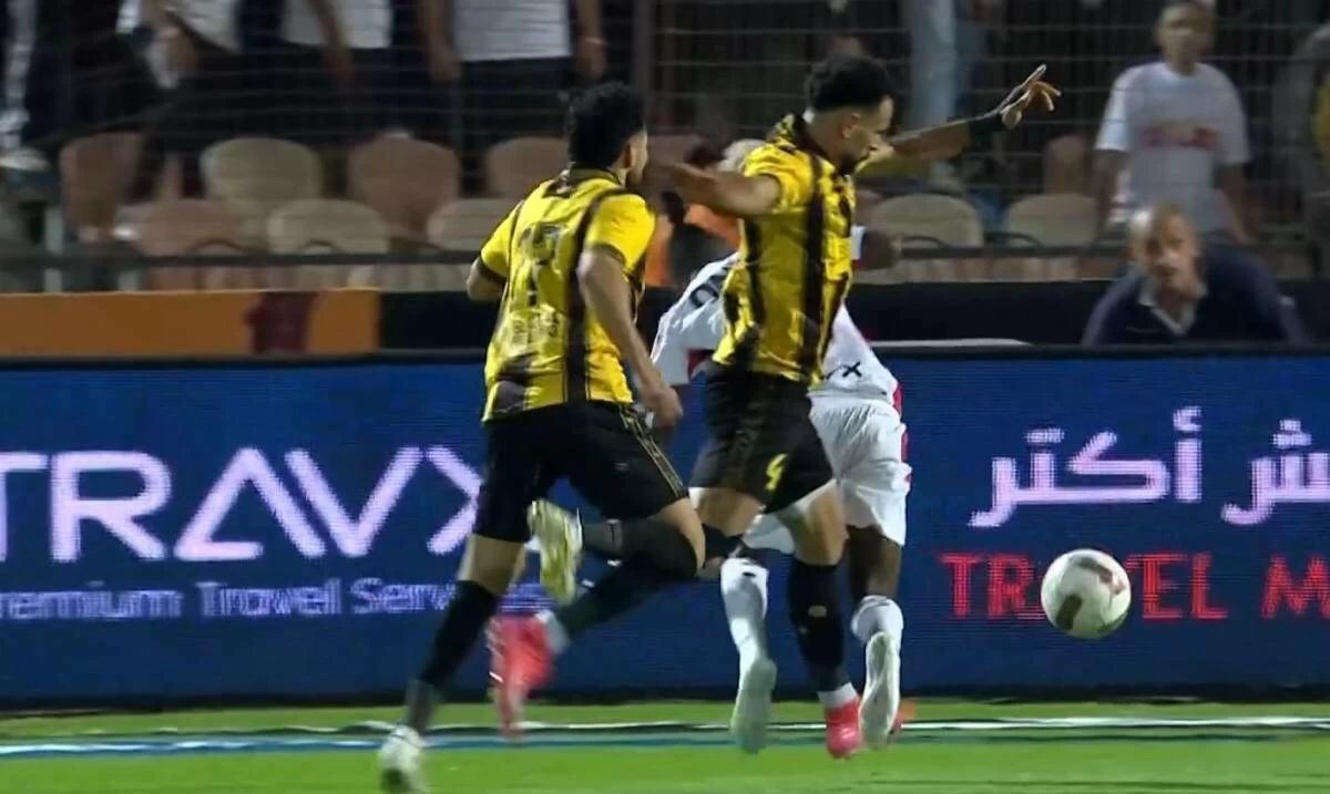 أول تعليق من محمد حمد بعد حصوله على جائزة أفضل لاعب في مباراة الزمالك والمقاولون
