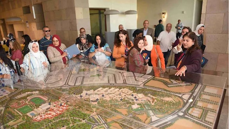 الجامعة الأمريكية بالقاهرة تفتتح مساحات التعلم المشتركة المطوّرة بالمكتبة