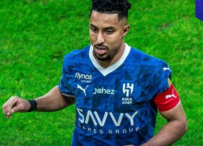 سالم الدوسري يقود هجوم الهلال أمام الفتح بالدوري السعودي