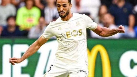 تقييم محمد عبدالمنعم في خسارة نيس من ليون بالدوري الفرنسي