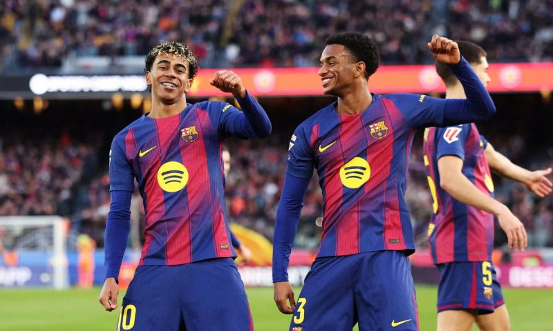 مواعيد مباريات اليوم السبت والقنوات الناقلة.. كلاسيكو ألمانيا.. وظهور برشلونة في الدوري الإسباني