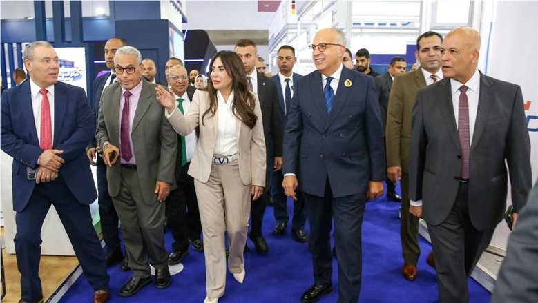 وزيرا الإسكان والري يتفقدان أجنحة الشركات المشاركة ويطلعان على أحدث تكنولوجيات المياه والصرف الصحي