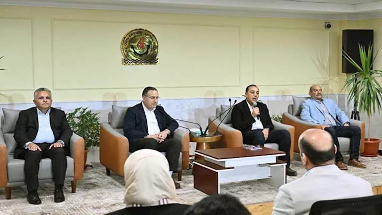 مدبولي للشباب: "حافظوا على بلدكم".. ومصر تجاوزت مرحلة بالغة الصعوبة