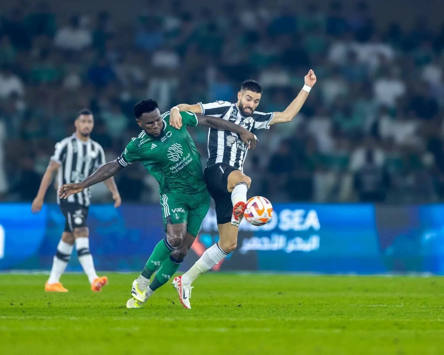 مباشر الآن مباراة الأهلي والشباب في الدوري السعودي للمحترفين (النتيجة والأهداف لحظة بلحظة)