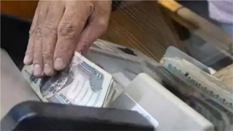 ما علاقة رسالة الموبايل باستكمال إجراءات صرف المعاش؟