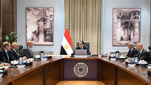 10 ملايين متر مكعب يوميا.. مدبولي يكشف مستهدف مصر من تحلية مياه البحر
