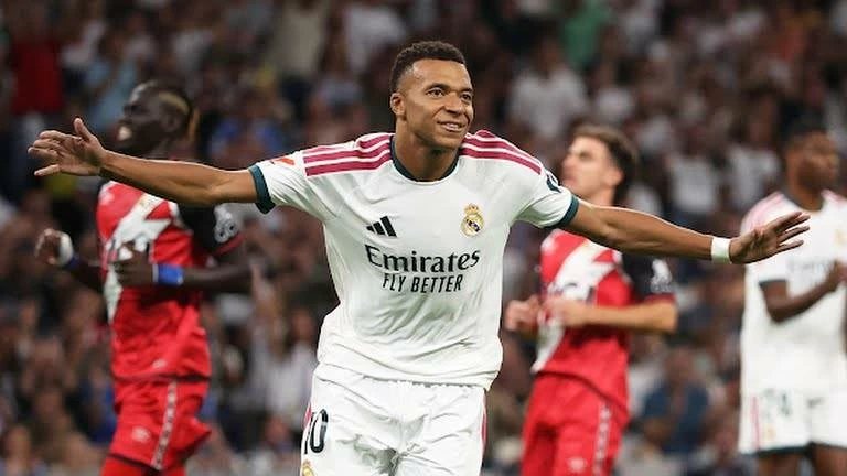 شرط مفاجئ من مبابي لمواصلة مشواره مع ريال مدريد