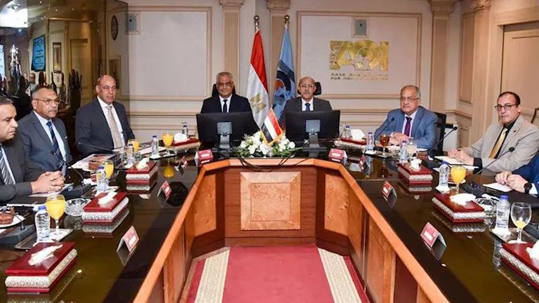 "العربية للتصنيع" و"الإنتاج الحربي" تبحثان تعميق التصنيع المحلي