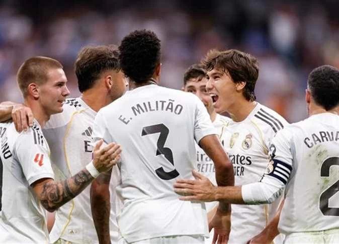 نجم ريال مدريد السابق يعرض نفسه على نادٍ إسباني