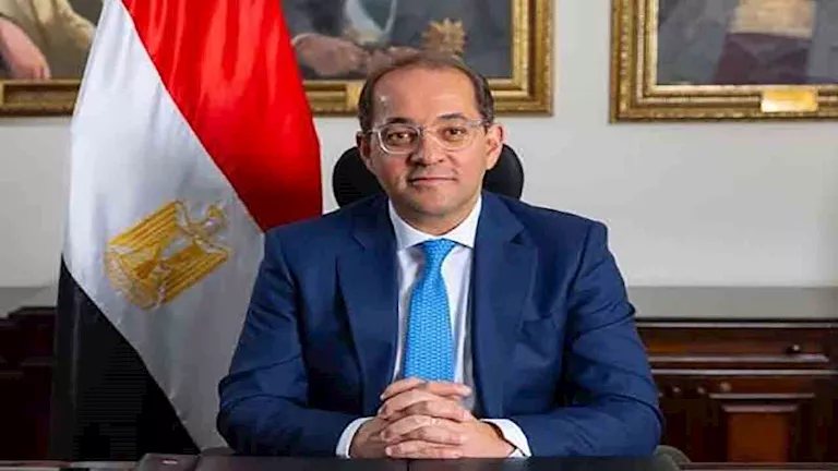 وزير المالية: تكبير صرف الدفعة الثالثة من الـ 50% نقدا اليوم للمصدرين